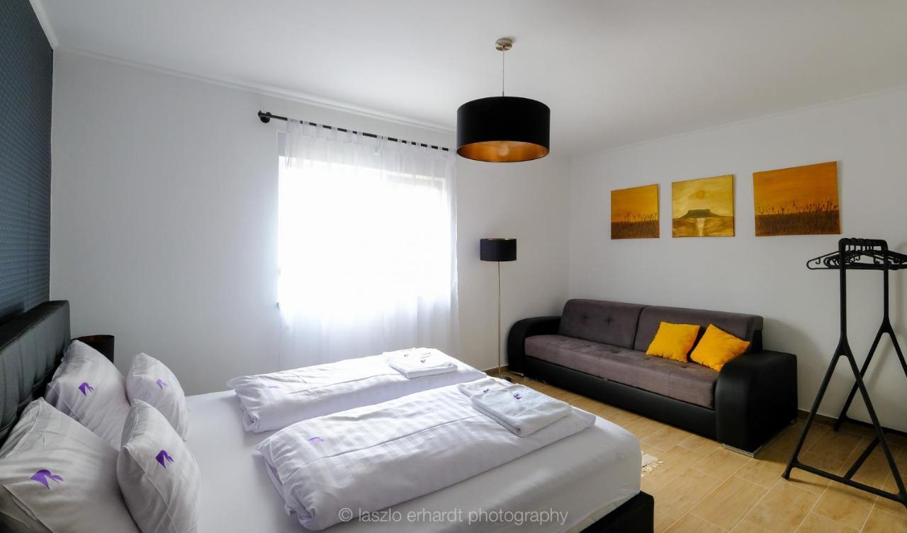 Ciprus Porta Apartmanok Balatonkenese Exteriör bild