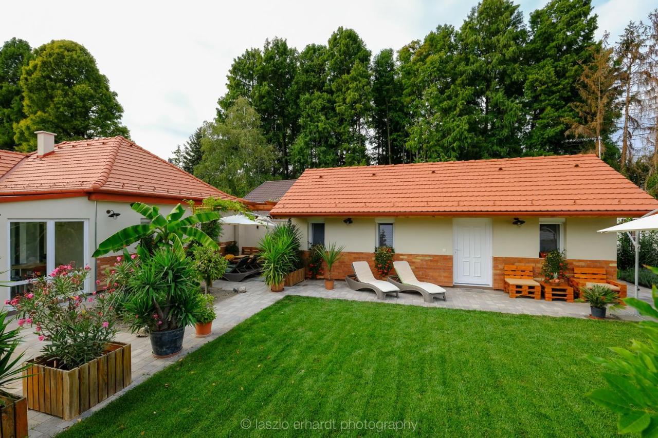 Ciprus Porta Apartmanok Balatonkenese Exteriör bild